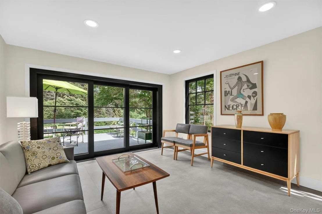 Photo of 356 Smith Road