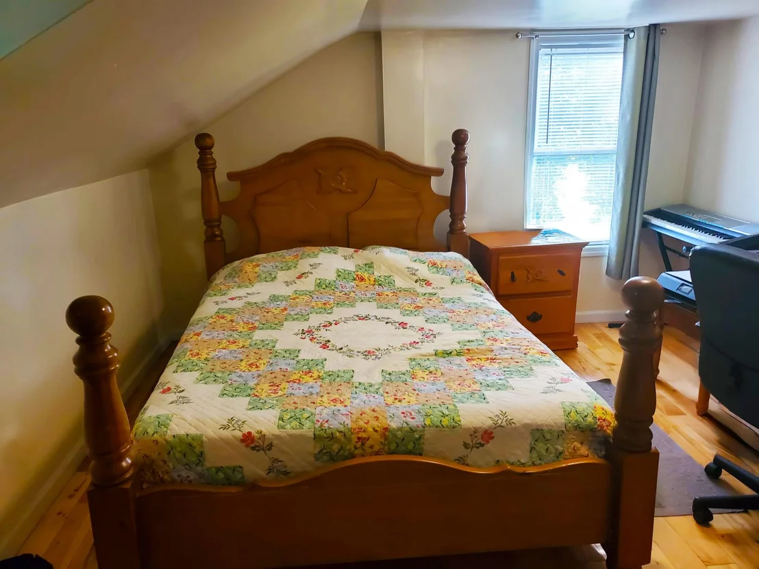 Photo of 892 Bowbell Road