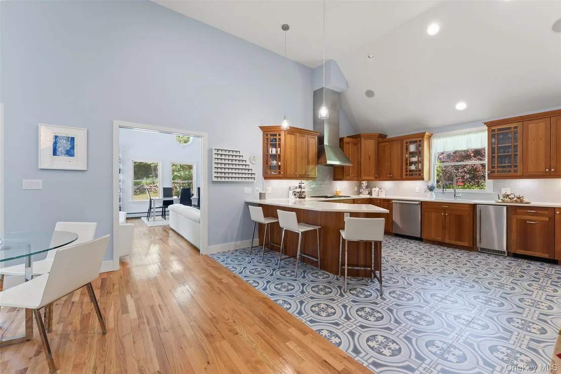 Photo of 57 Riverview Road