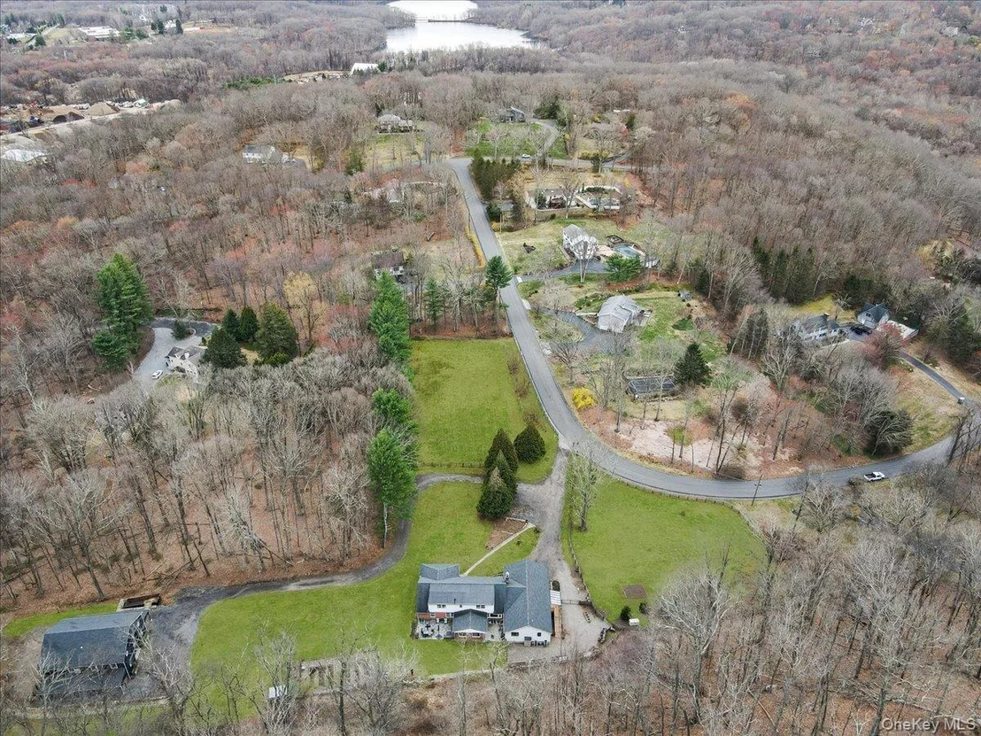 Photo of 6 Annarock Drive