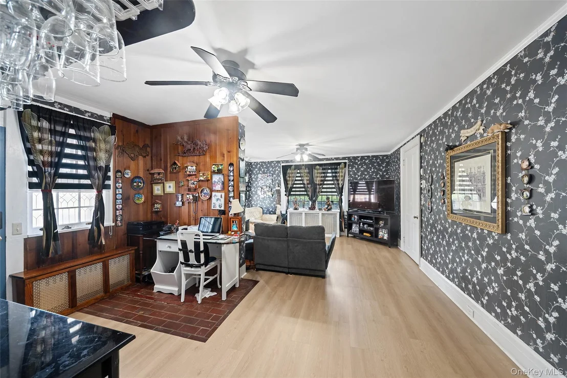Photo of 75 Chappaqua Road