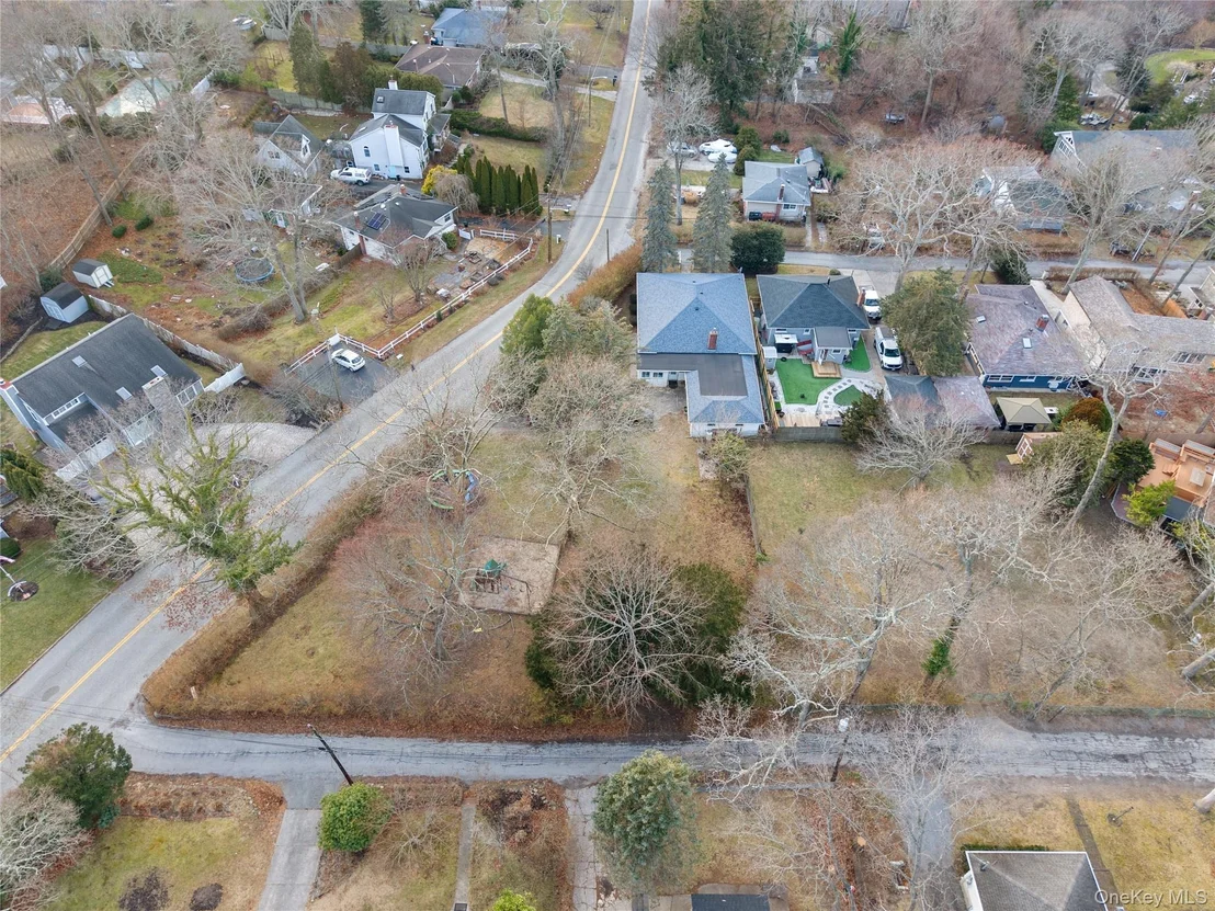 Photo of 200 N Side Road