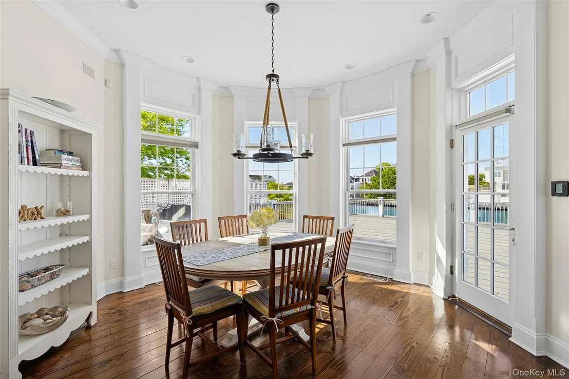 Photo of 101 Jessup Lane
