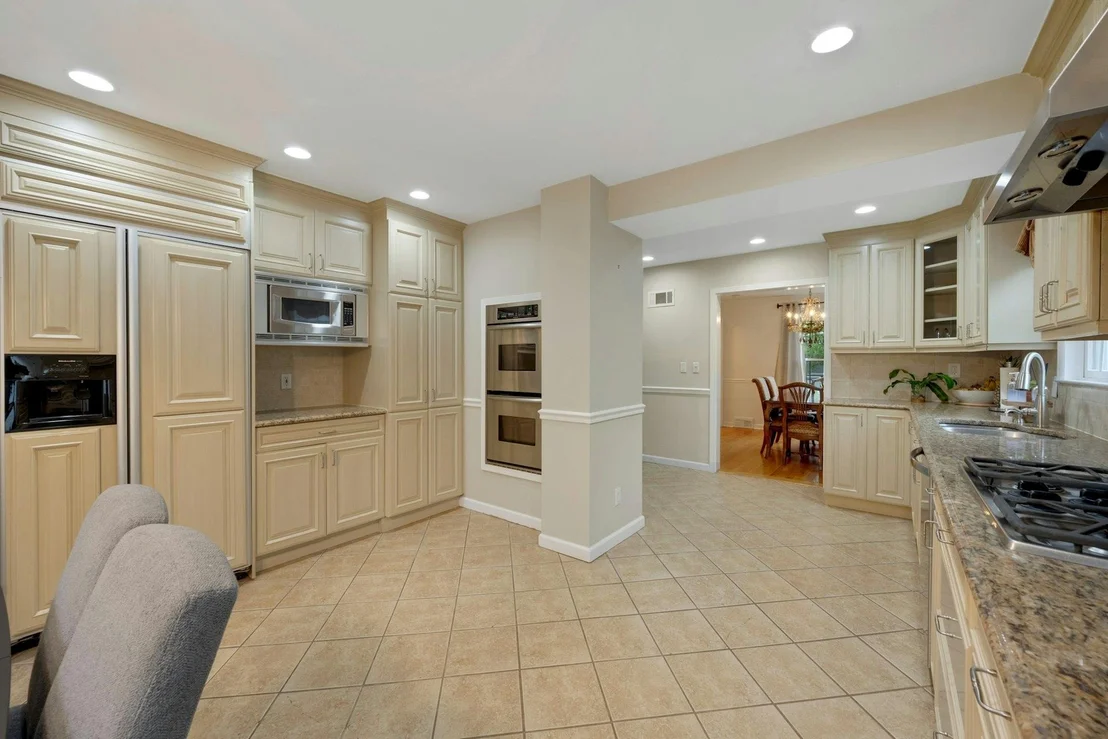 Photo of 4 Longview Drive