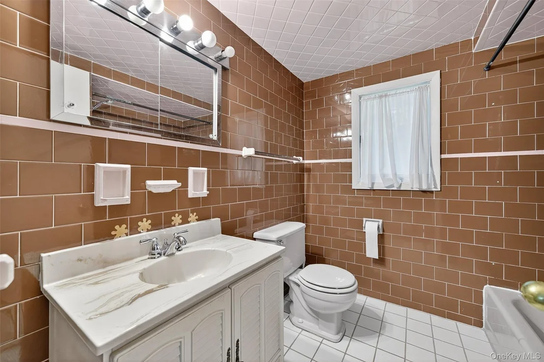 Photo of 33 Windwood Drive