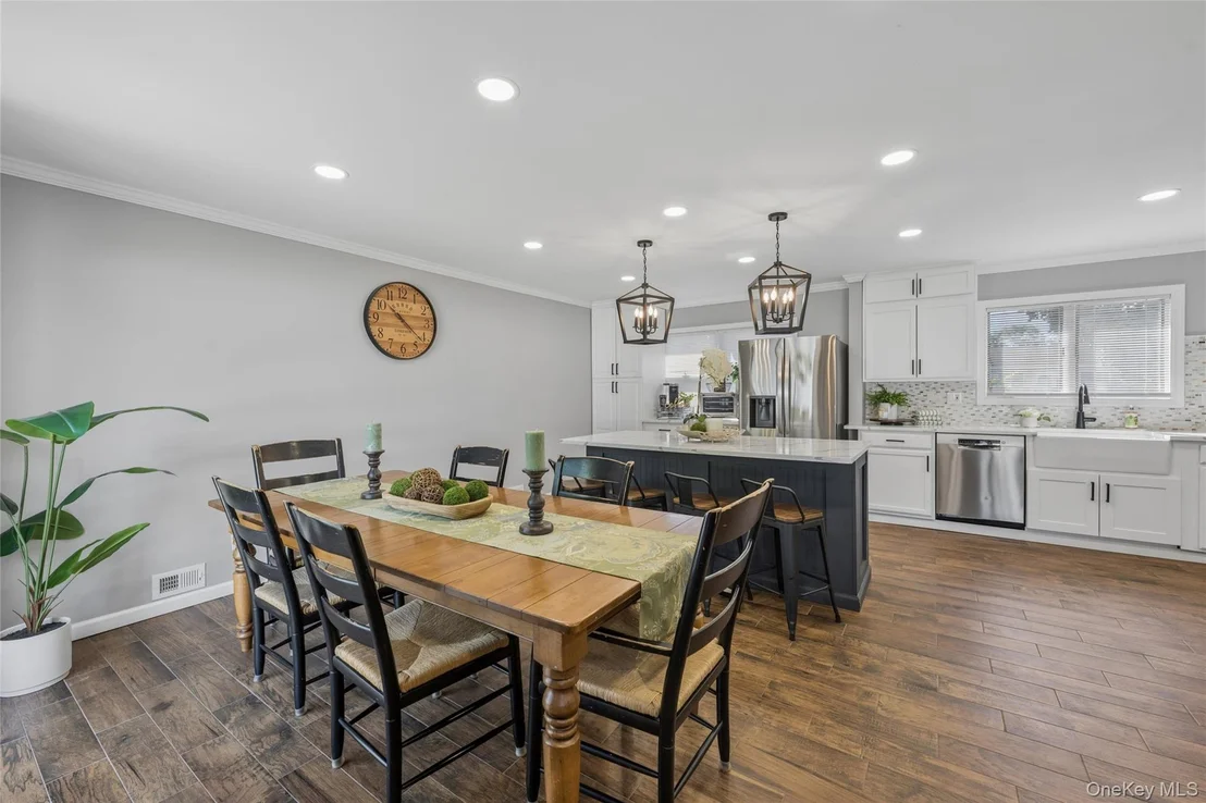 Photo of 12 Lillian Lane