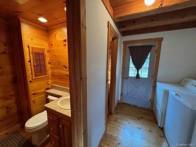 Photo of 138 Round Hill Road