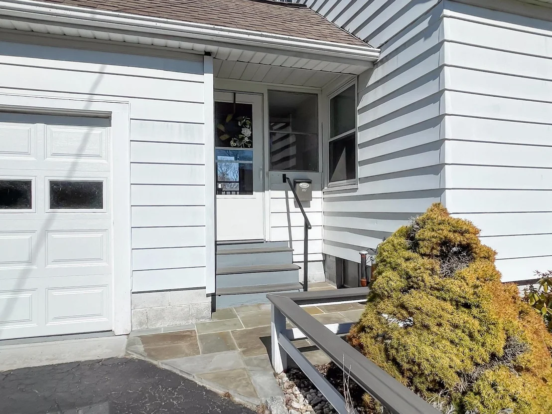Photo of 17 Dorliss Drive