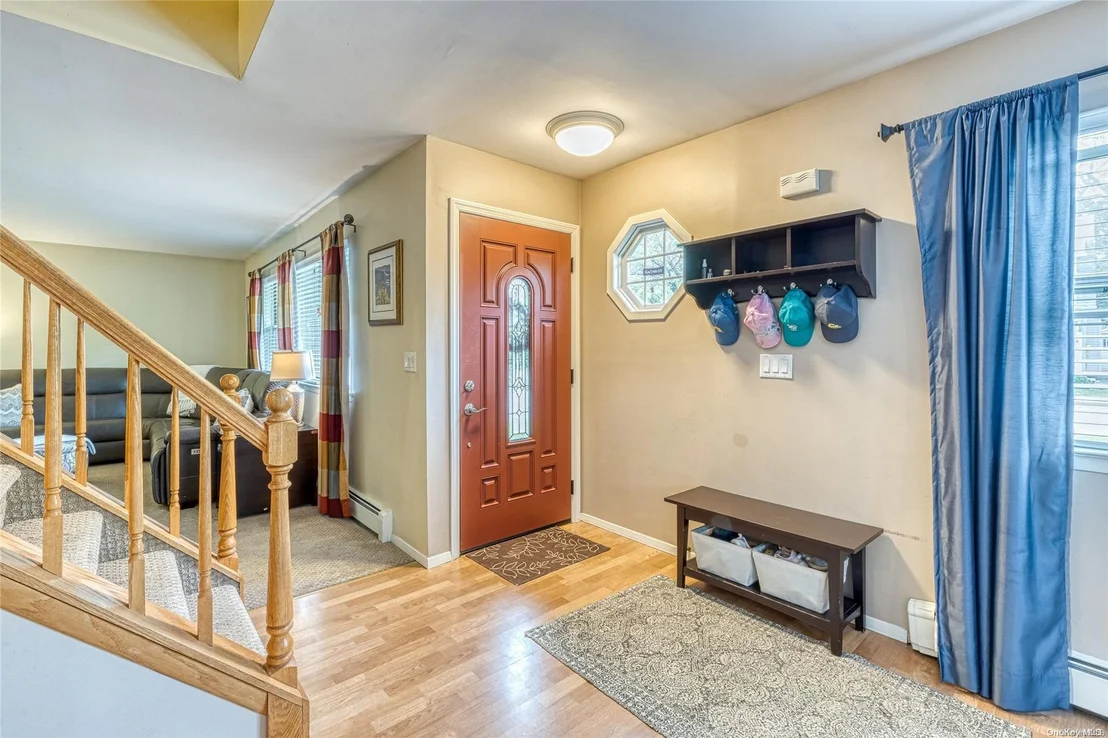 Photo of 2174 Hamilton Road