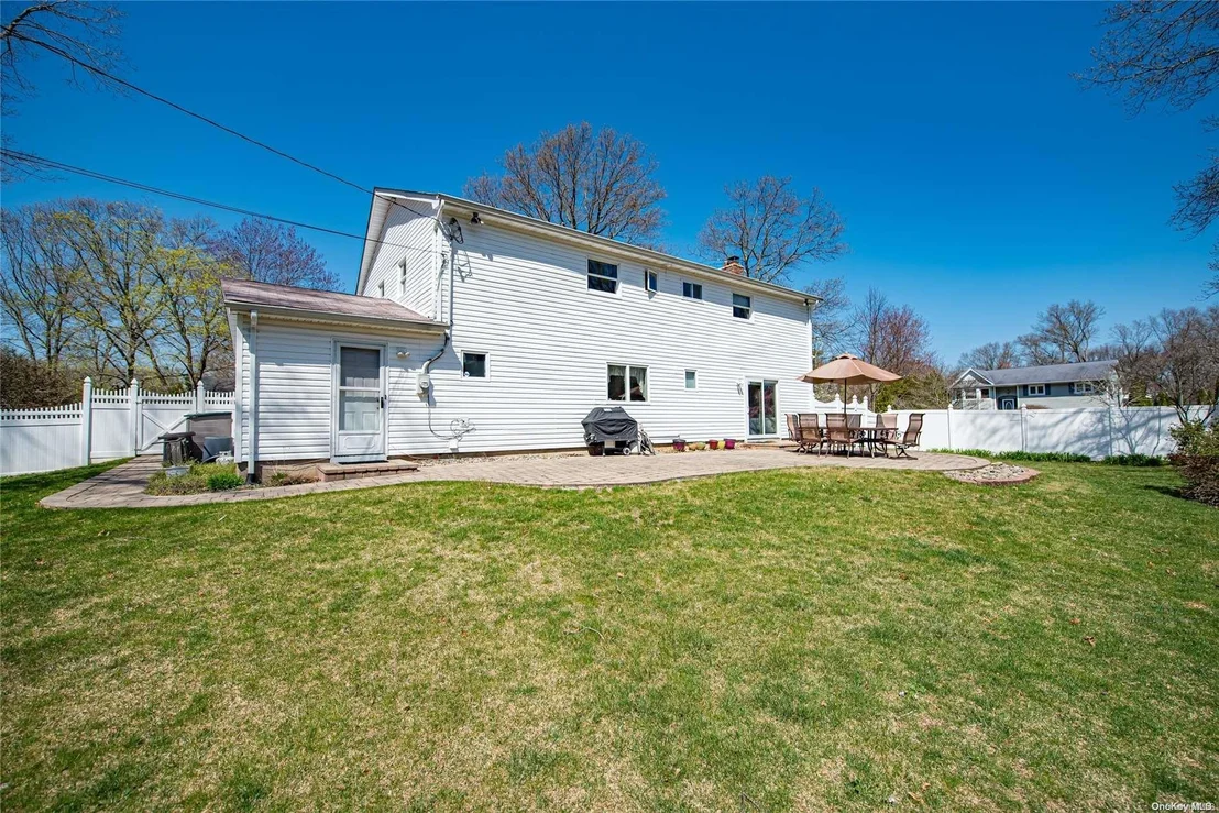 Photo of 255 Bow Drive