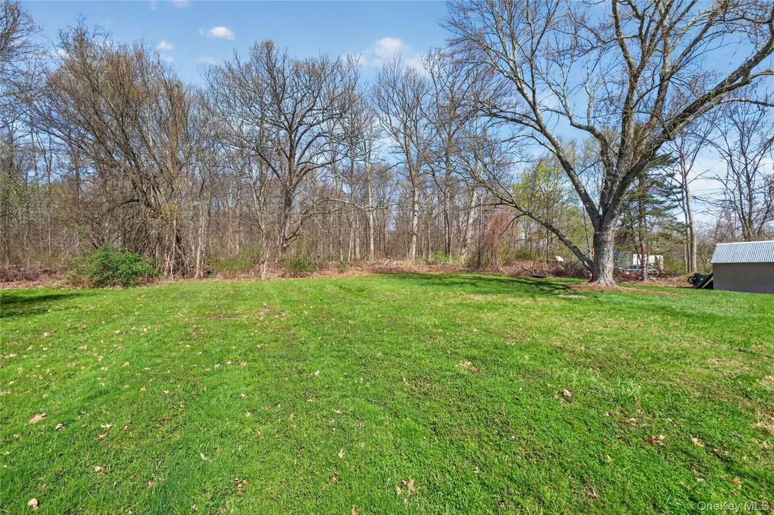 Photo of 457 Forest Road