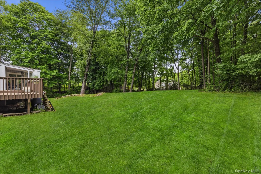 Photo of 65 Cliffside Lane