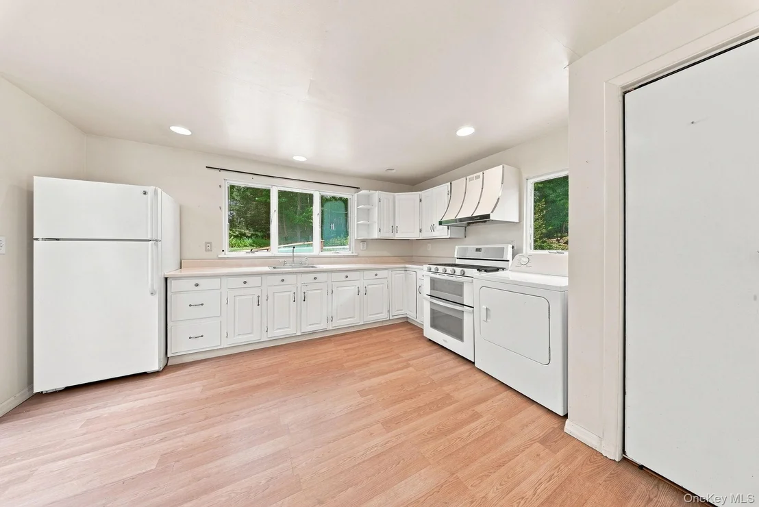 Photo of 49 Maple Trail