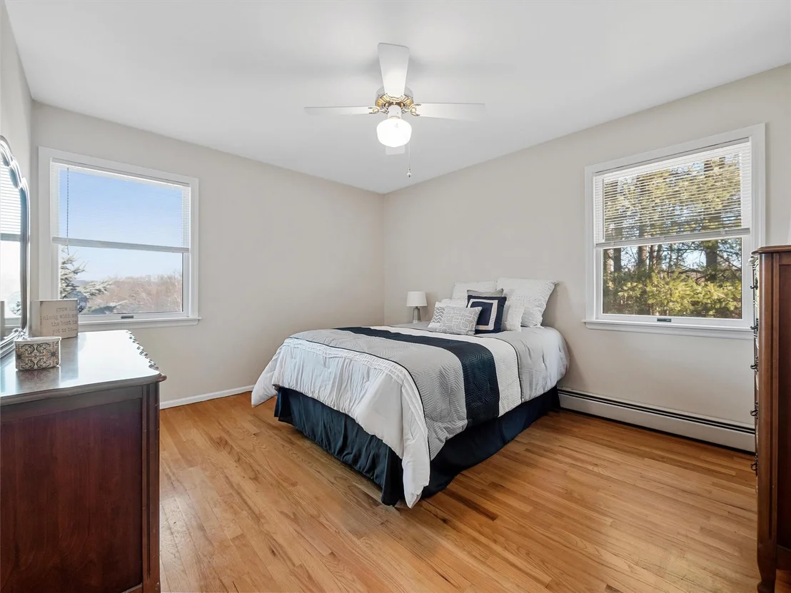 Photo of 8 Waters Edge
