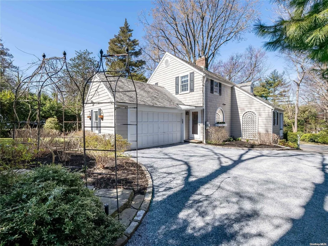 Photo of 40 Longview Road