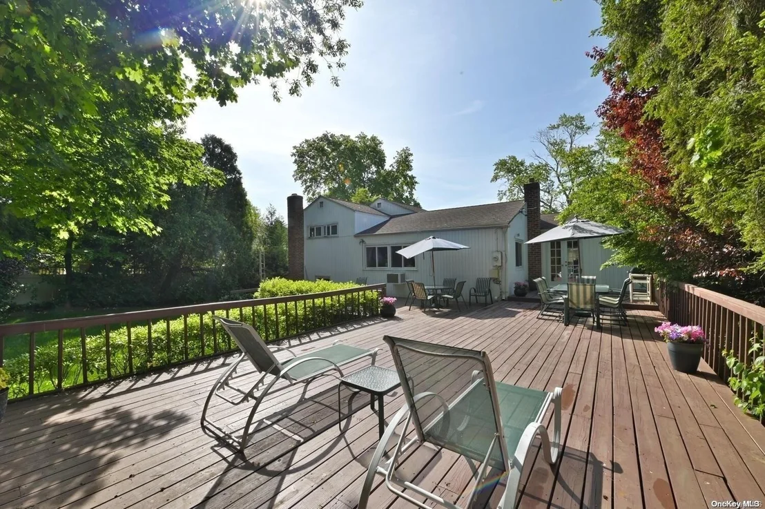 Photo of 7 Willben Lane