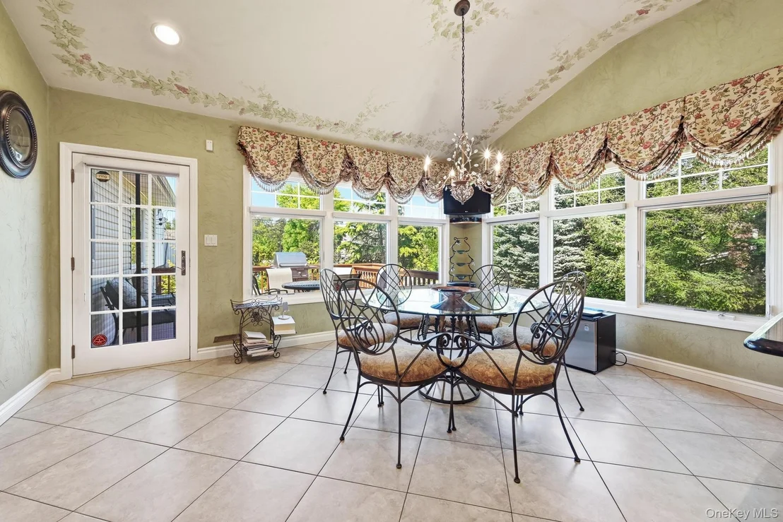 Photo of 8 Herkimer Avenue