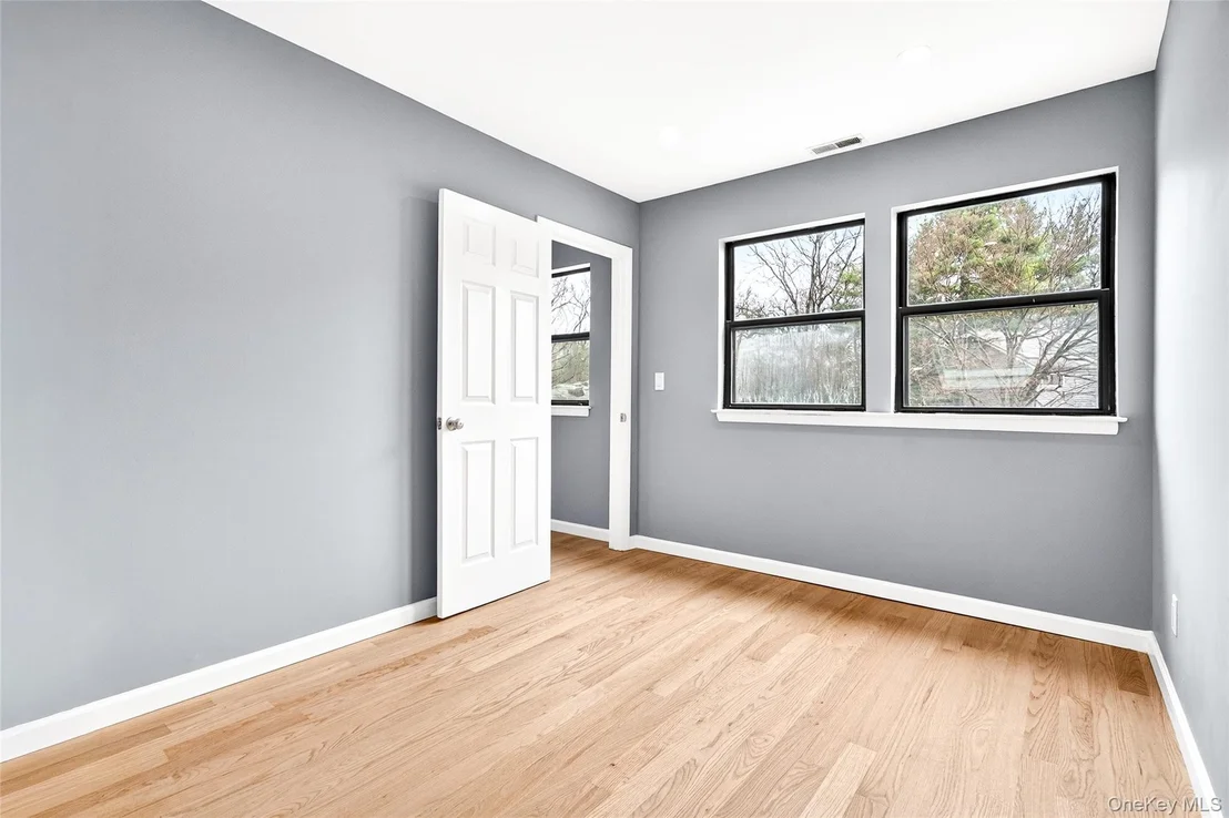 Photo of 14 Bridle Path Road