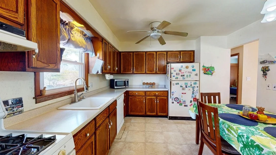 Photo of 27 Hilltop Drive