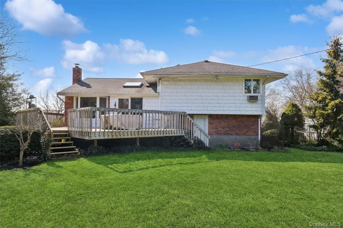 Photo of 48 Roxbury Drive