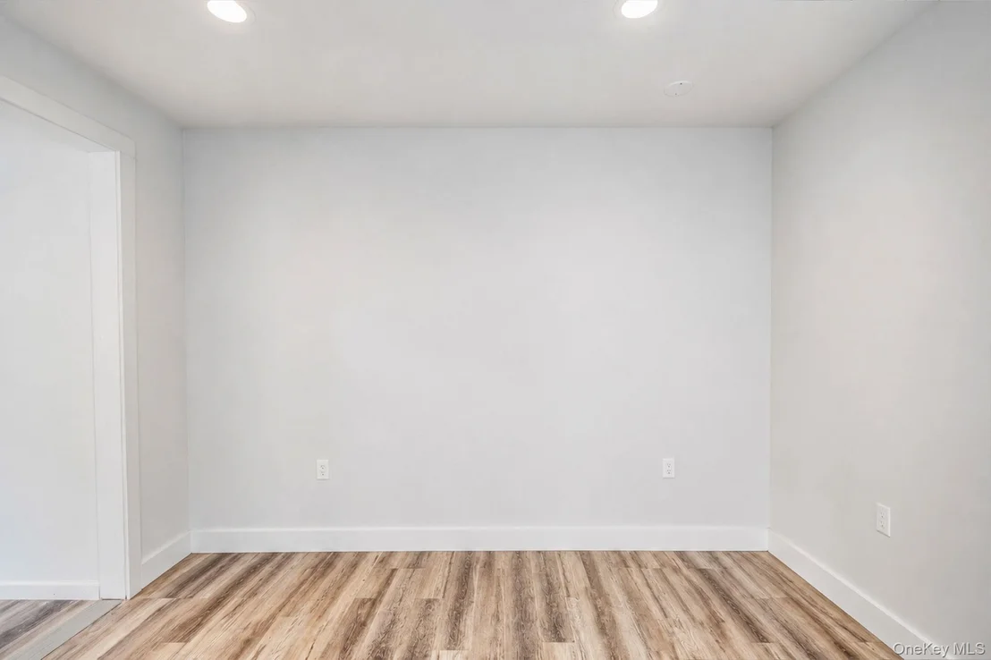 Photo of 48 Hillside Avenue