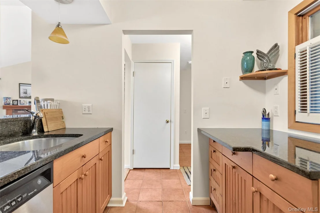 Photo of 806 Eagle Bay Drive