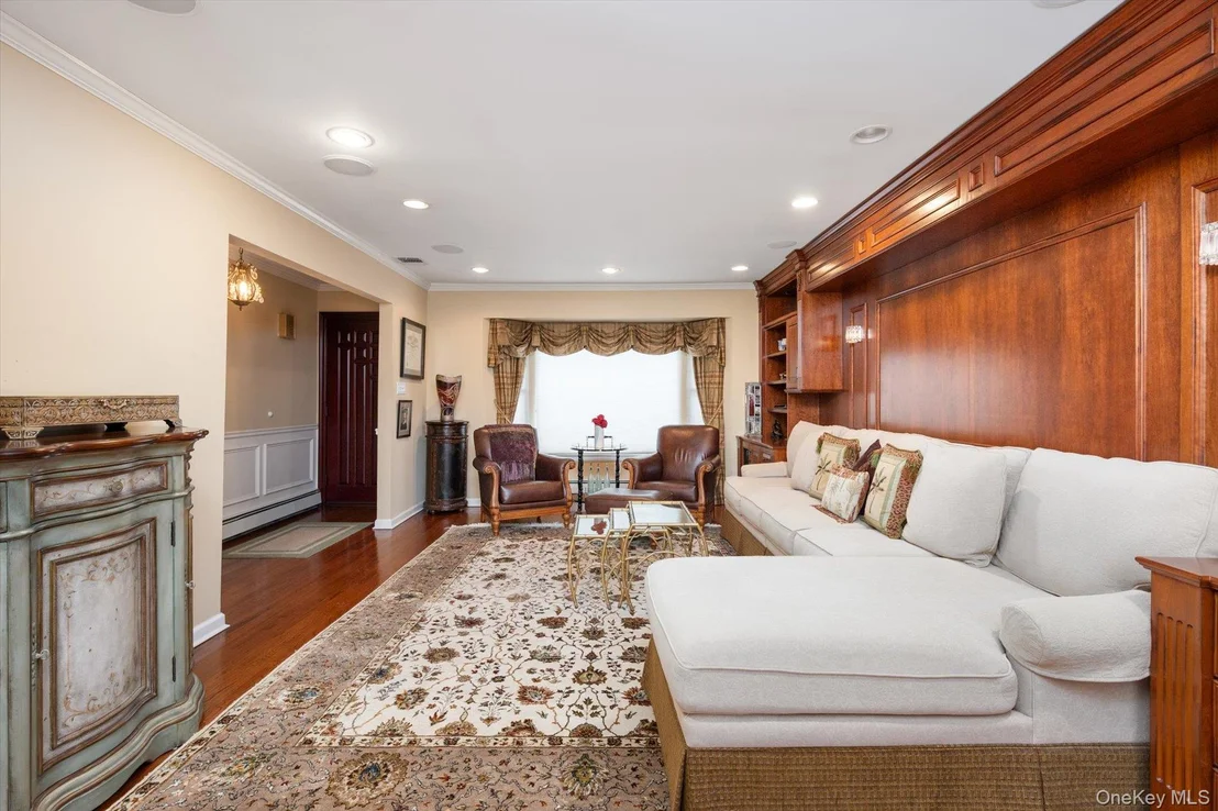 Photo of 9 Ellis Drive