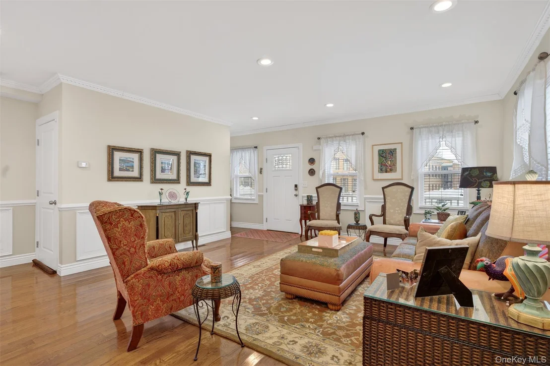 Photo of 35 Kent Street