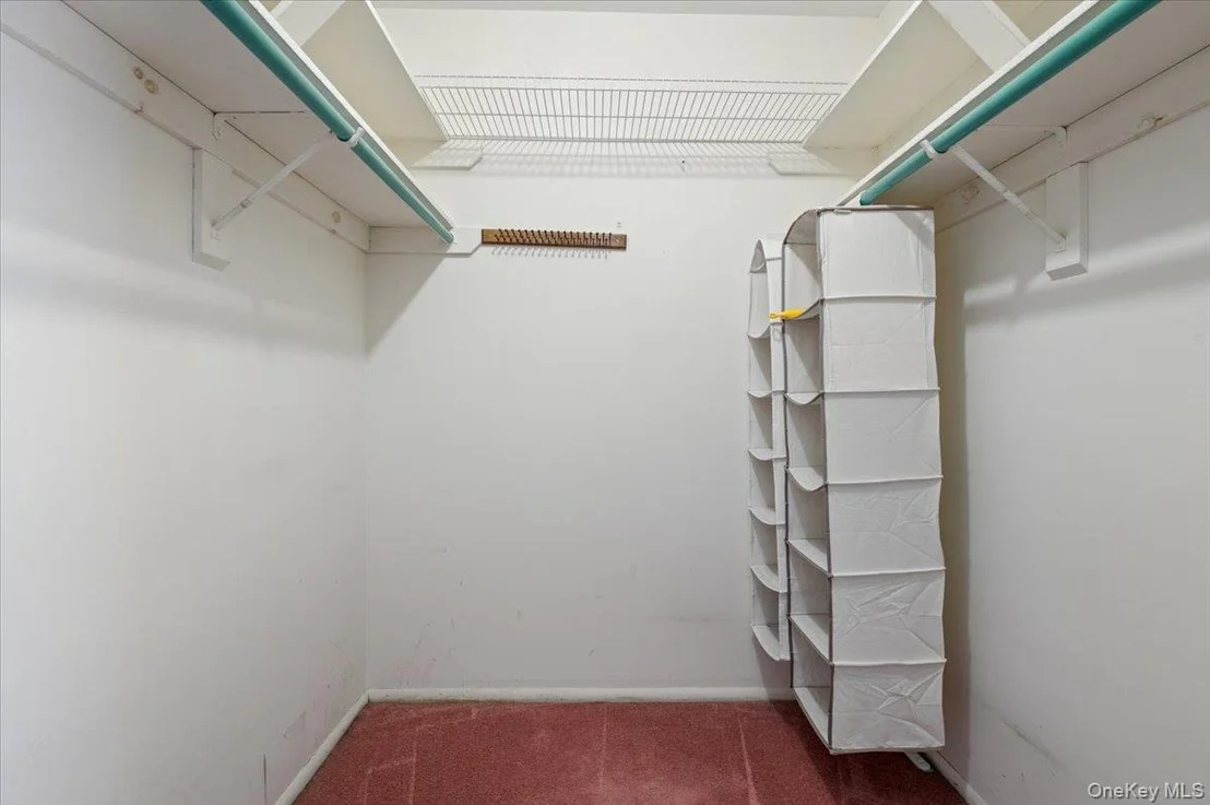 Photo of Unit 607 at 2355 Pershing Boulevard