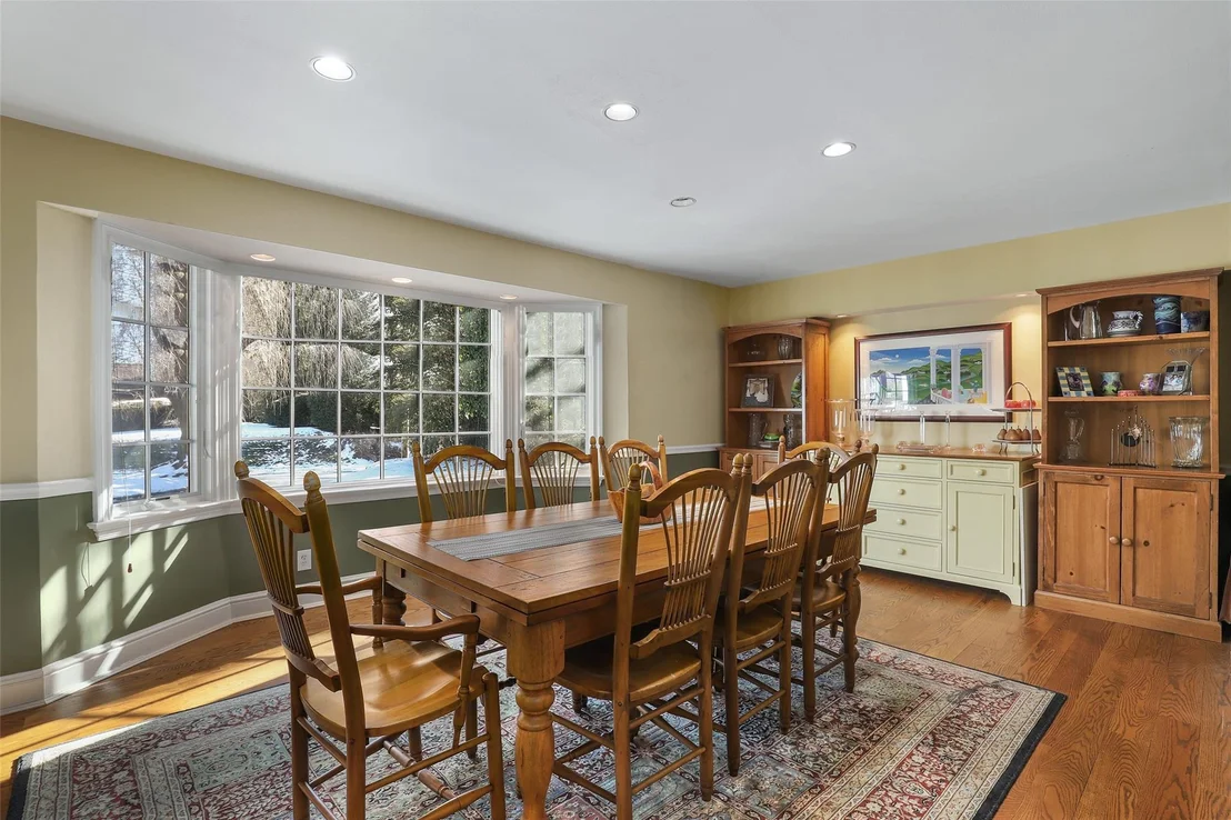 Photo of 5 Country Ridge Circle