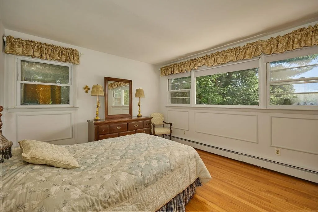 Photo of 152 Bart Drive