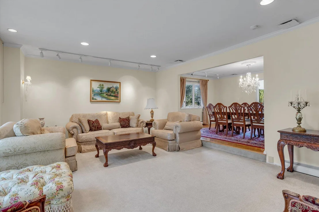 Photo of 1 Somner Drive