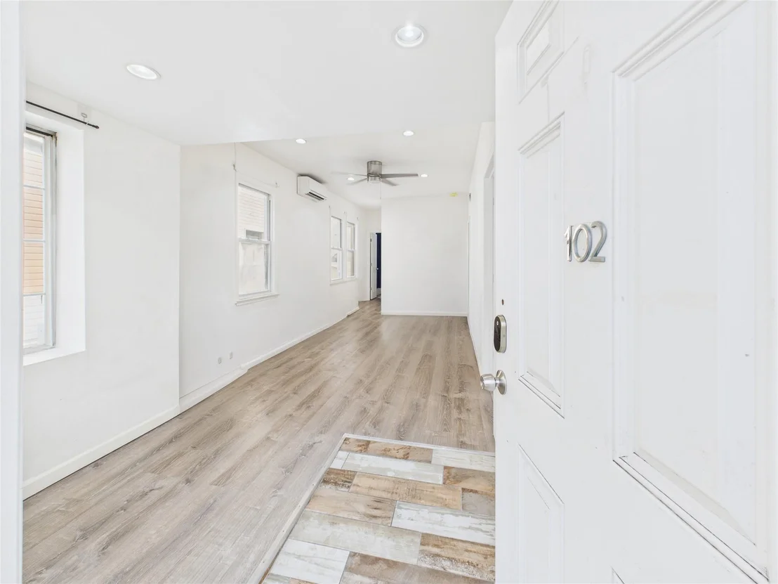 Photo of 102 Carroll Street