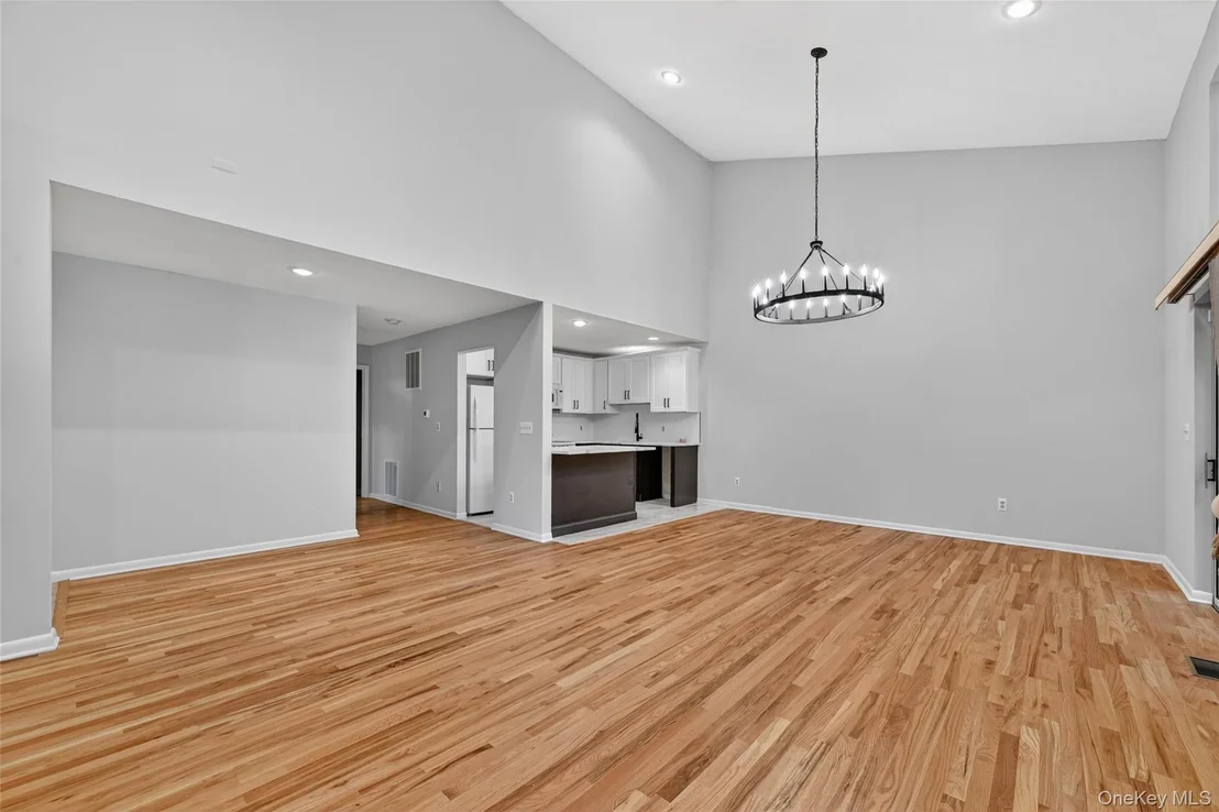 Photo of 6 Summit Place