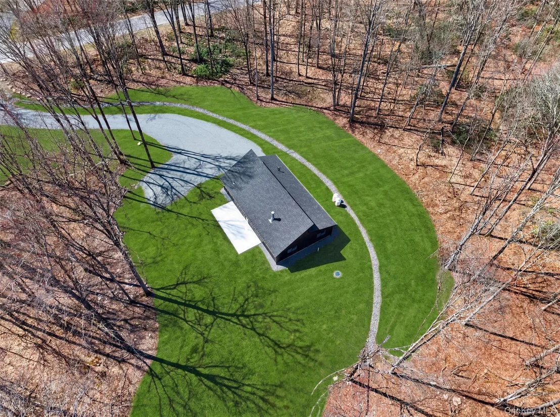 Photo of 273 Perry Pond Road