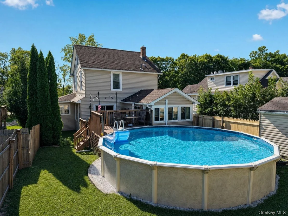 Photo of 8 Budd Avenue