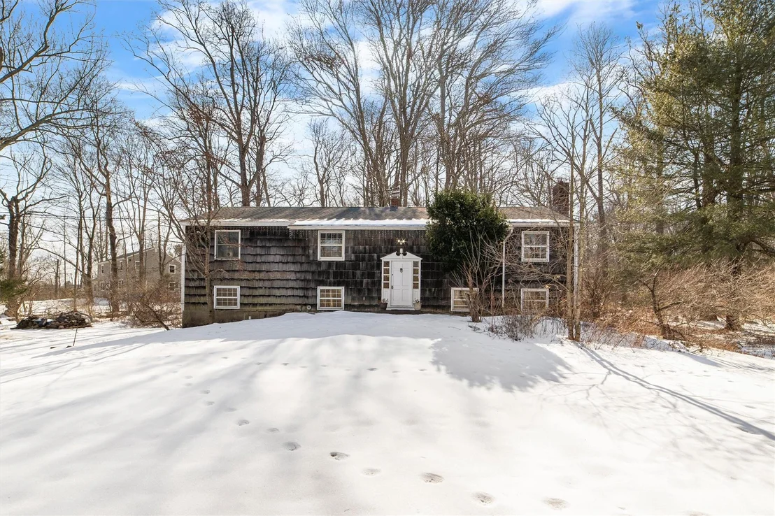 Photo of 255 Chadeayne Road