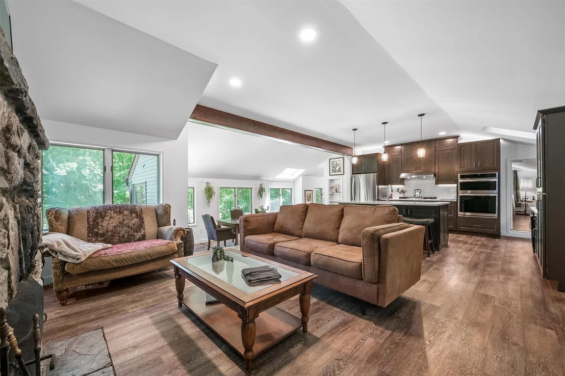 Photo of 42 Raspberry Lane