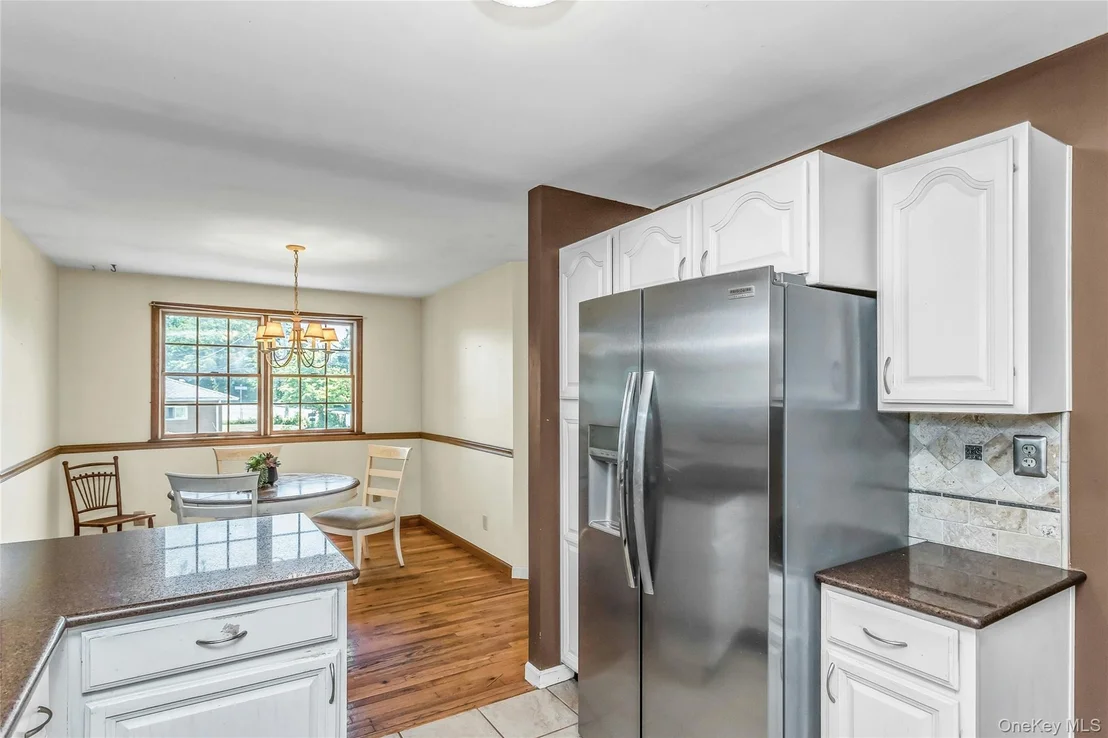 Photo of 735 Muncey Road