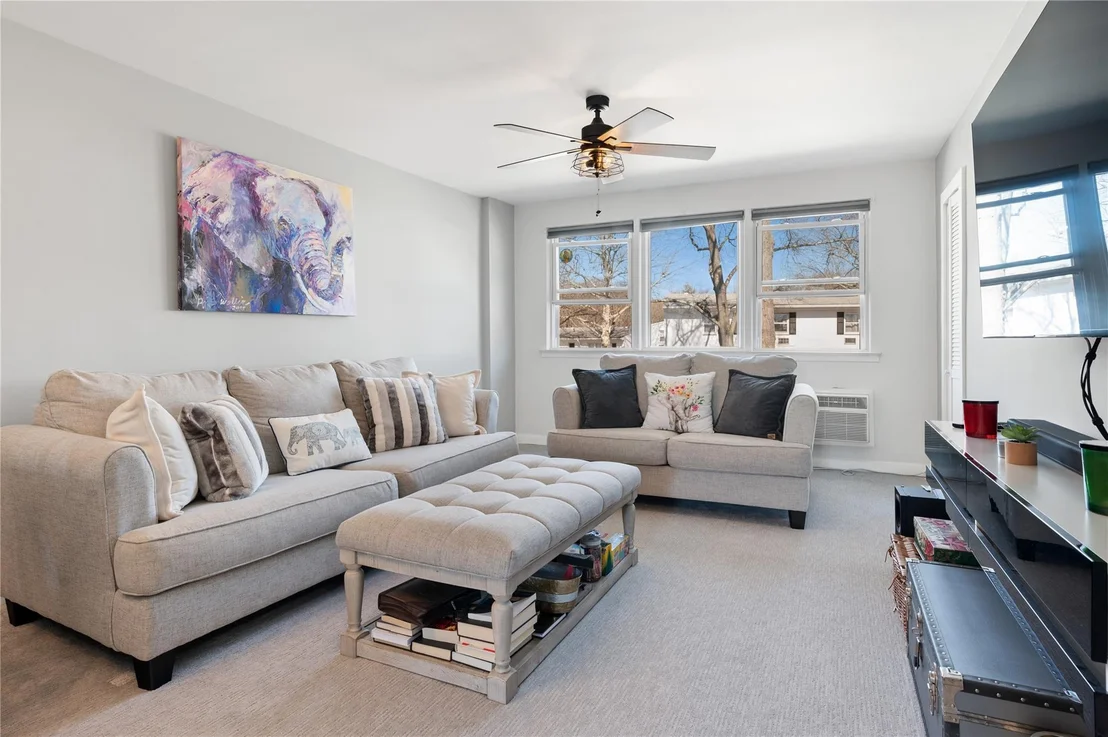 Photo of Unit D at 91 Avon Circle
