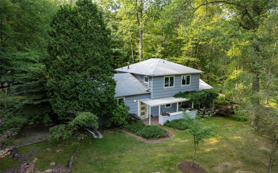 Photo of 204 Radcliff Drive