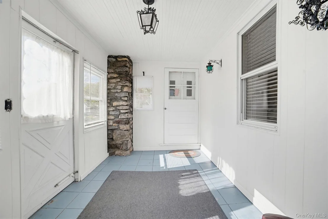 Photo of 42 Beverly Road