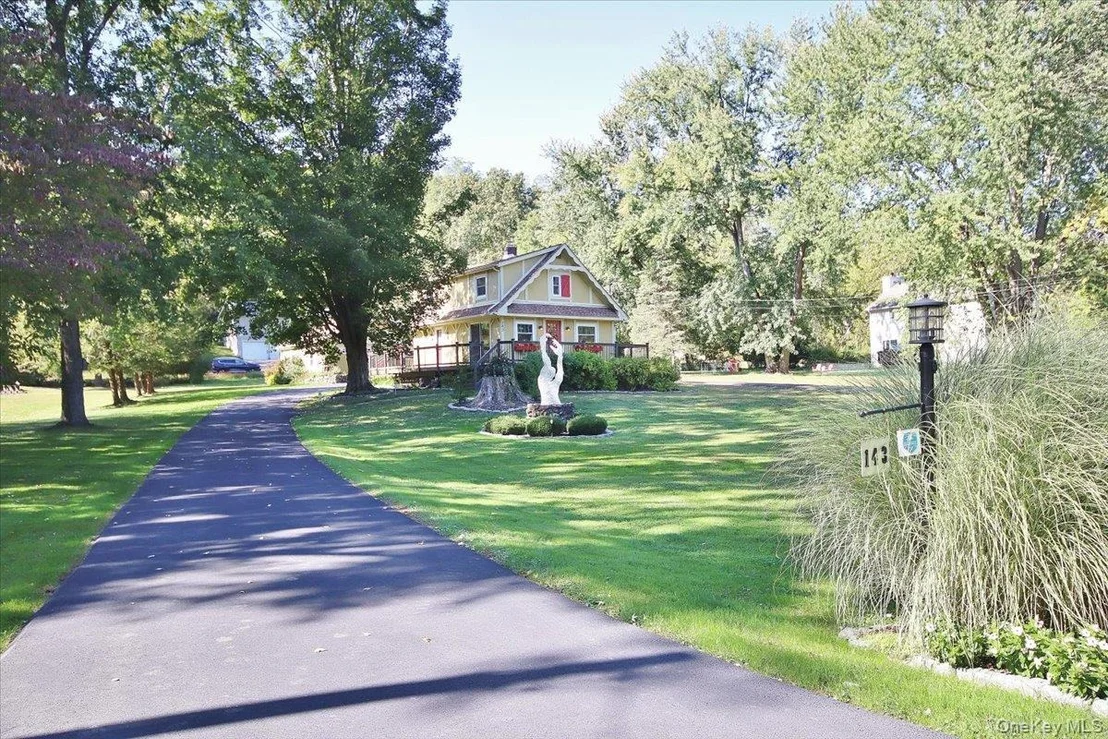 Photo of 143 Old Post Road
