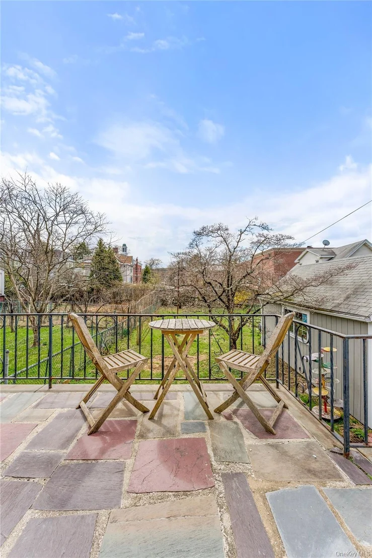 Photo of 20 Maple Street