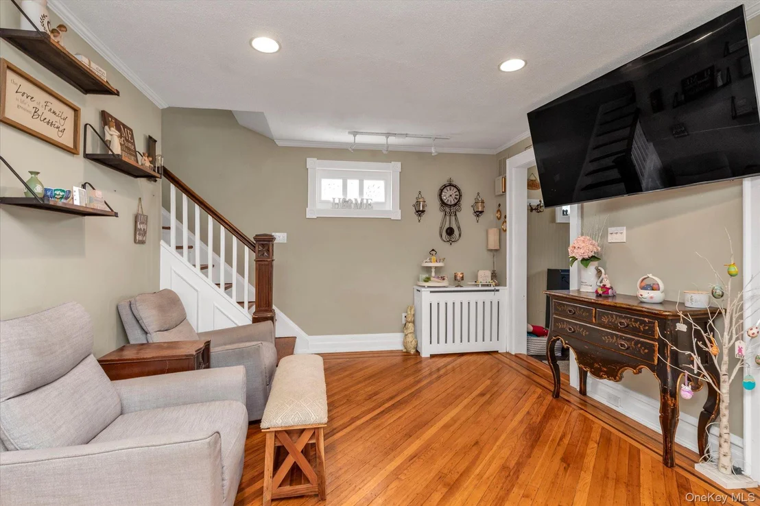 Photo of 17 Everett Street