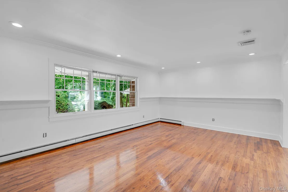 Photo of 20 Dolphin Way