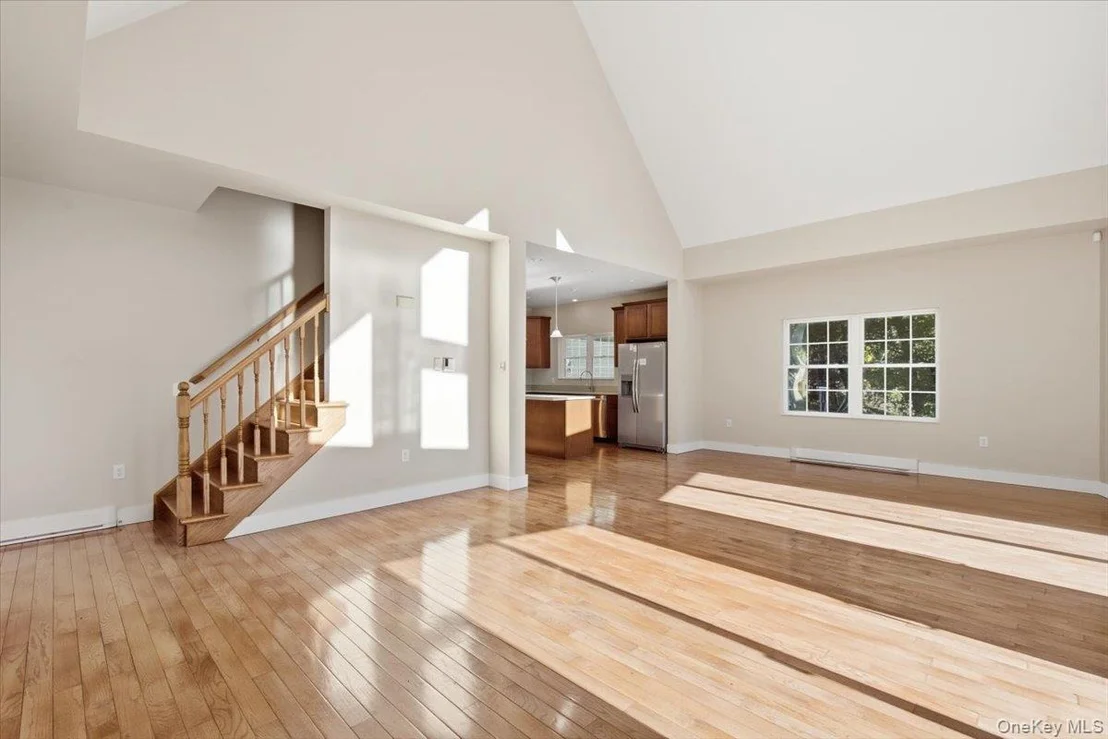 Photo of 20 Mansion Drive