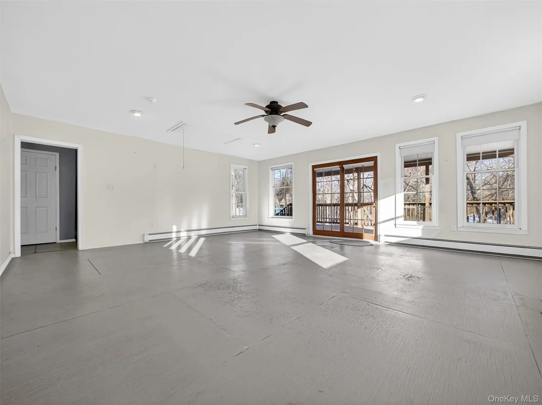 Photo of 325 Haverstraw Road