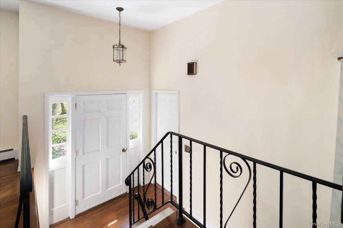 Photo of 45 Laurelton Road