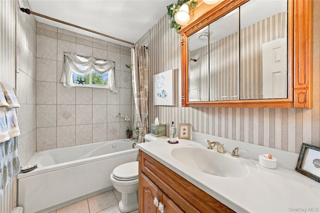 Photo of 75 Bayview Drive
